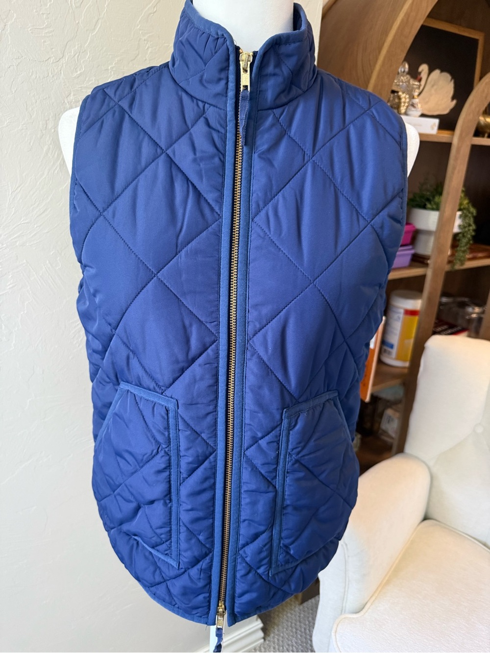 J.Crew Navy Blue Quilted Puffer Vest Gold Zip Preppy Size Small